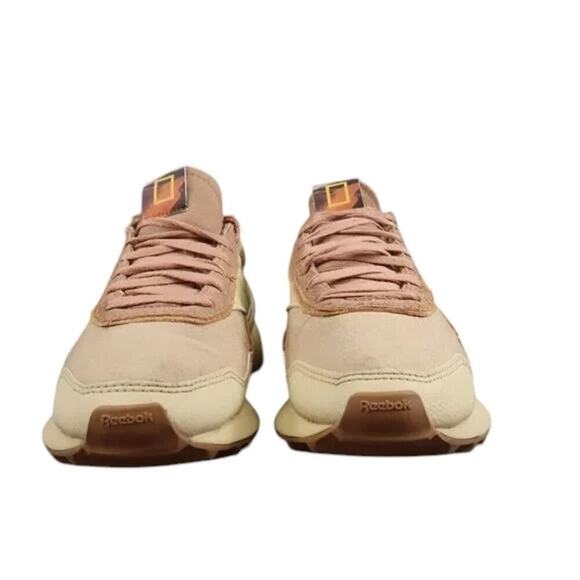 Reebok Shoes Womens 5.5 Sneakers National Geographic Lifestyle Fashion Athletic - Picture 2 of 16